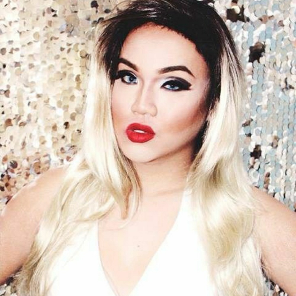 Meet your Posher, Ramona